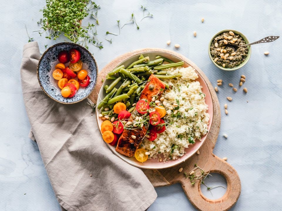 Chili vegan cu fasole roșie și orez