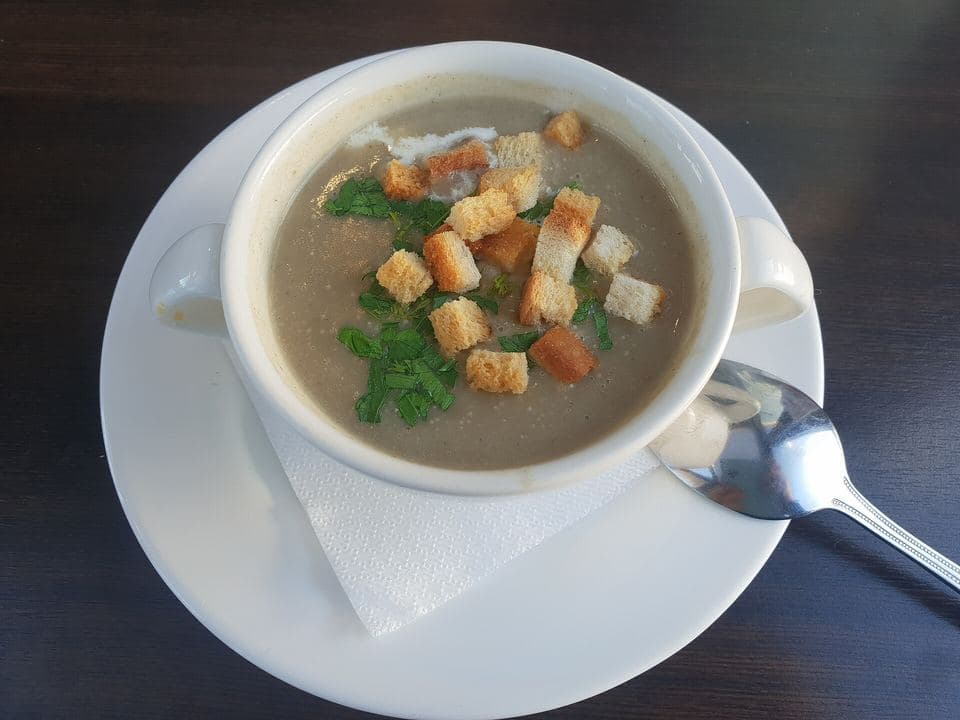 Supă cremă de ciuperci cu cartofi
