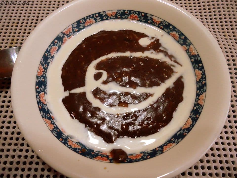 Terci de amarant cu cacao, pere și semințe de cânepă