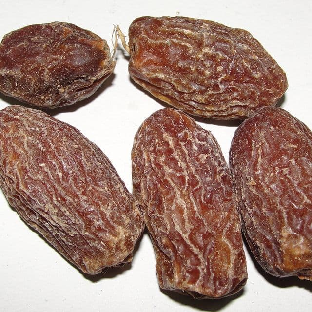 Curmale fără sâmburi