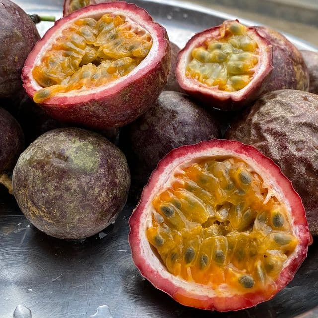 Fructul pasiunii (maracuja)