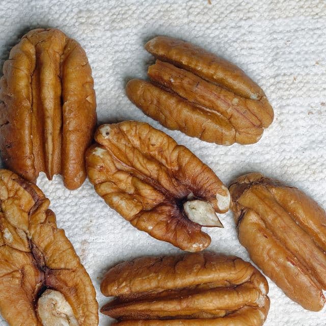 Nuci pecan
